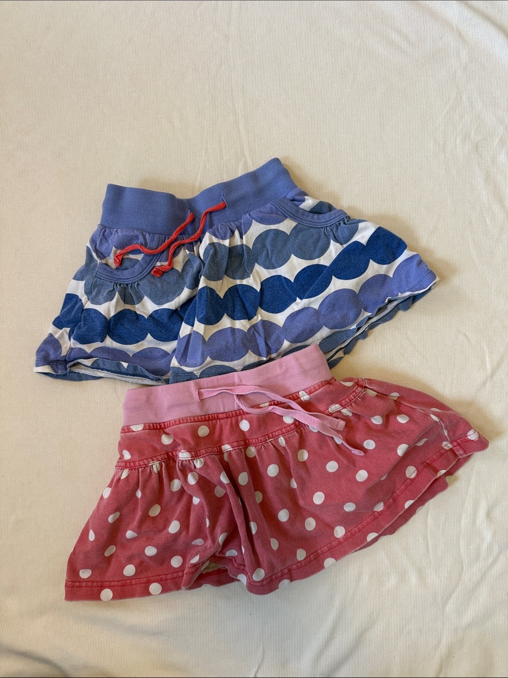 Mini Boden 18-24m set of polka dot skorts